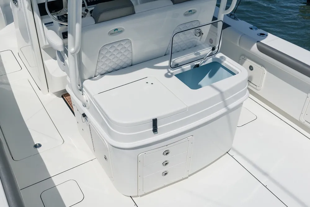 World Cat 320CC Center Console
