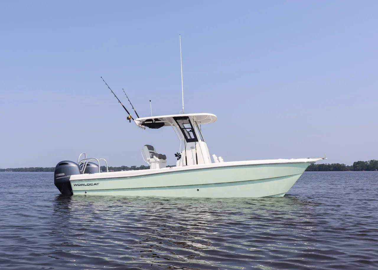 World Cat 235CC fishing