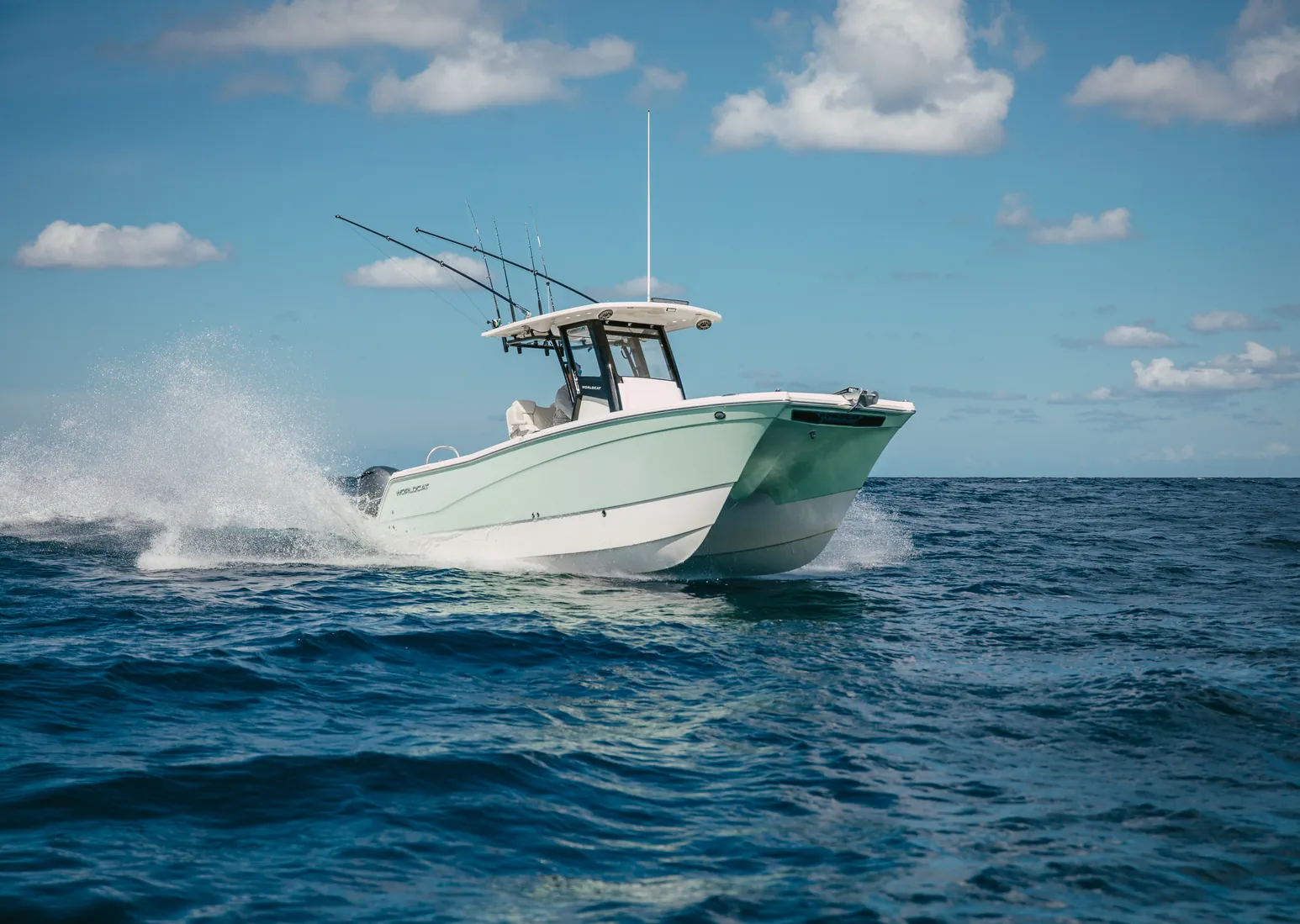 World Cat 265CC-X fishing