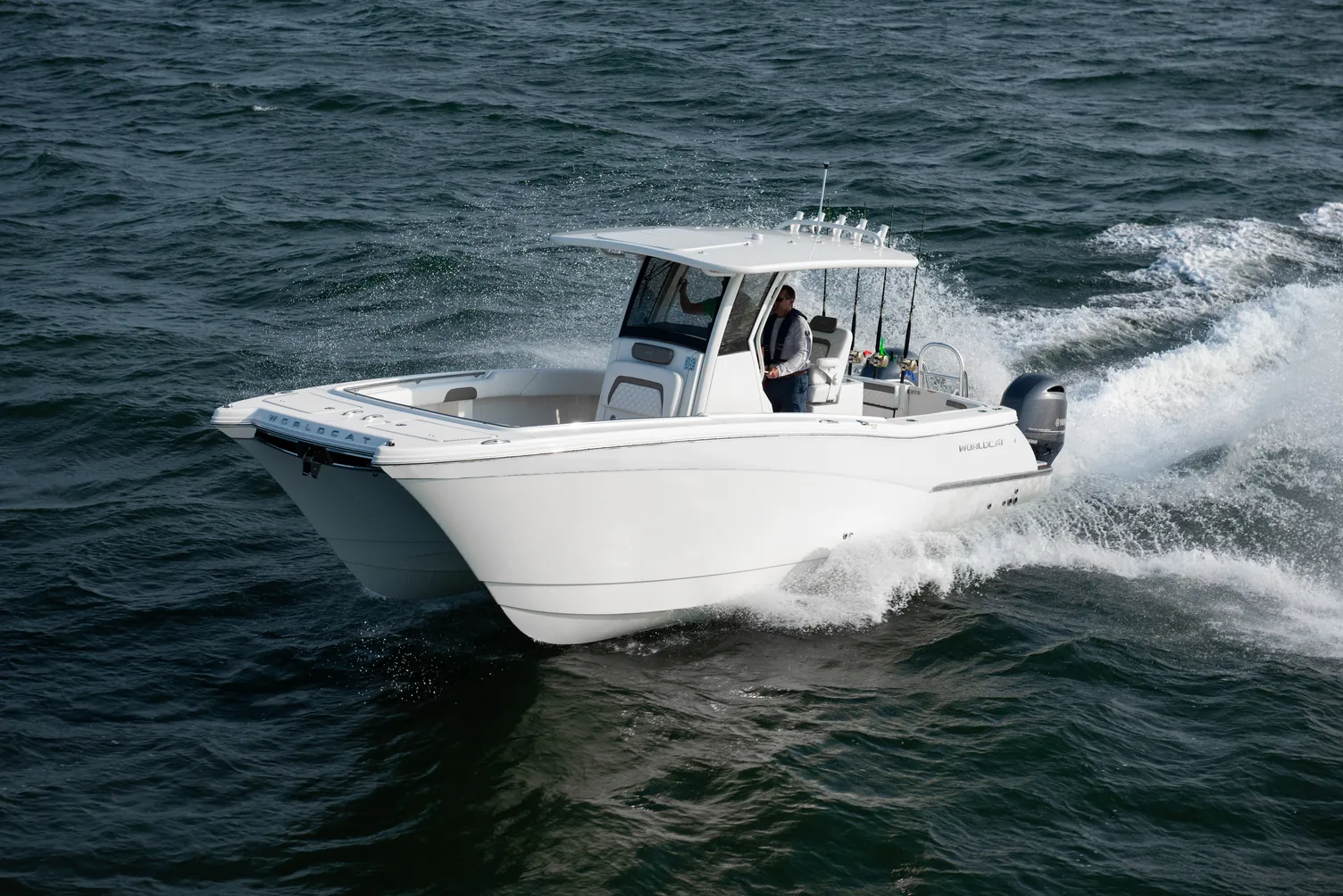 World Cat 280CC-X fishing
